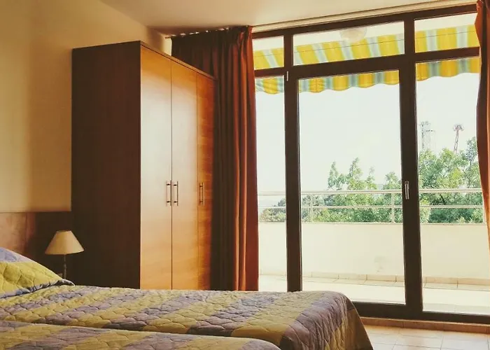 кая * Слънчев бряг