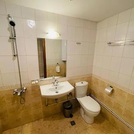 Kaya Apartment *