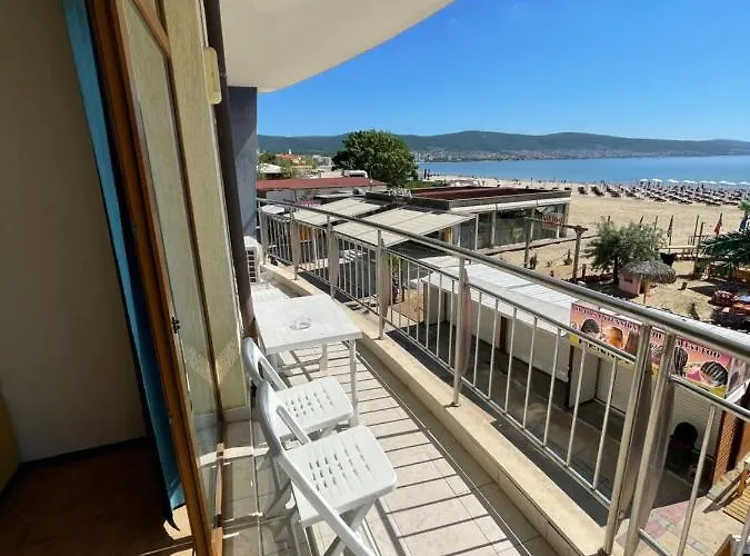 卡亚公寓酒店 *