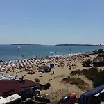 кая